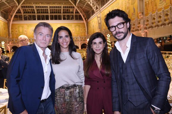 Exclusif - Franck Dubosc et sa femme Danièle, Reem Kherici, Alvaro Morte (La casa de papel) - Dîner de charité Breitling à la Samaritaine pour l'association "Premiers de Cordée" à Paris le 14 novembre 2022. L'associationPremiers de Cordée propose des animations sportives auprès des enfants hospitalisés. ADN de l'association depuis sa création, ce programme comprend de nombreuses actions pour initier un maximum d'enfants malades et/ou en situation de handicap à la pratique sportive. © Rachid Bellak/Bestimage 