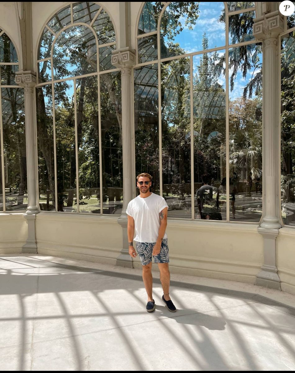 Jonatan Cerrada pose sur Instagram