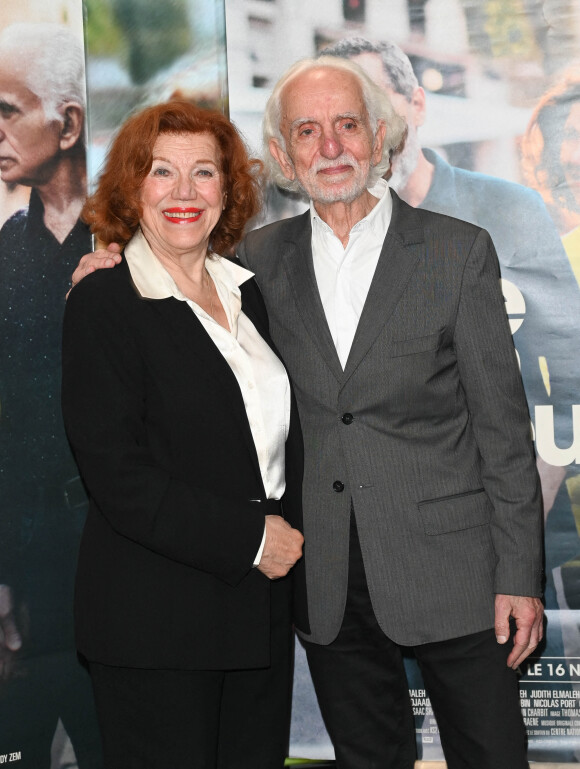 Régine Elmaleh et David Elmaleh à la première du film "Reste Un Peu" au cinéma UGC Ciné Cité Les Halles à Paris, le 15 novembre 2022. © Guirec Coadic/Bestimage 