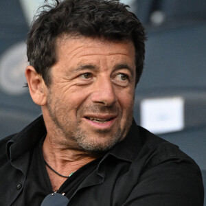 Patrick Bruel - Célébrités au Match de football en ligue 1 Uber Eats PSG - Montpellier (5-2) au Parc des Princes à Paris, France le 13 Août 2022. © Lionel Urman / Panoramic / Bestimage