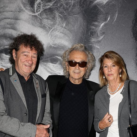 Exclusif - Robert Charlebois avec sa femme Laurence autour de Luc Plamondon - Générale de l'opéra-rock "Starmania" à la Seine Musicale de Boulogne-Billancourt, le 8 novembre 2022. © Dominique Jacovides-Coadic Guirec/Bestimage