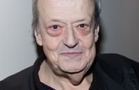 Guy Carlier en couple : rare apparition de sa nouvelle compagne Christine pour Starmania !