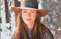 Jane Seymour (Dr. Quinn) : Le parrain d'un de ses jumeaux n'est autre que... Superman !
