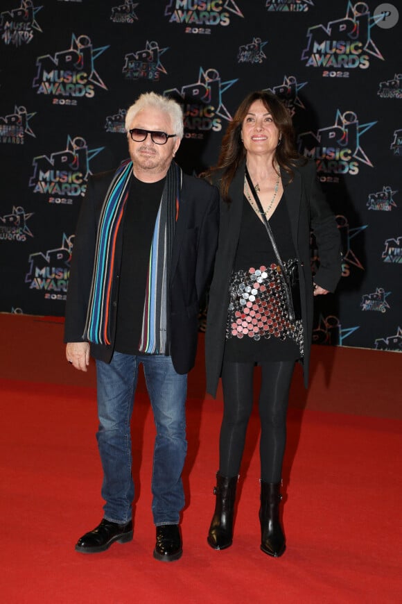 Marc Cerrone et sa femme Jill au photocall de la 24ème édition des "NRJ Music Awards (NMA)" au Palais des Festivals à Cannes le 18 novembre 2022. © Dominique Jacovides / Bestimage