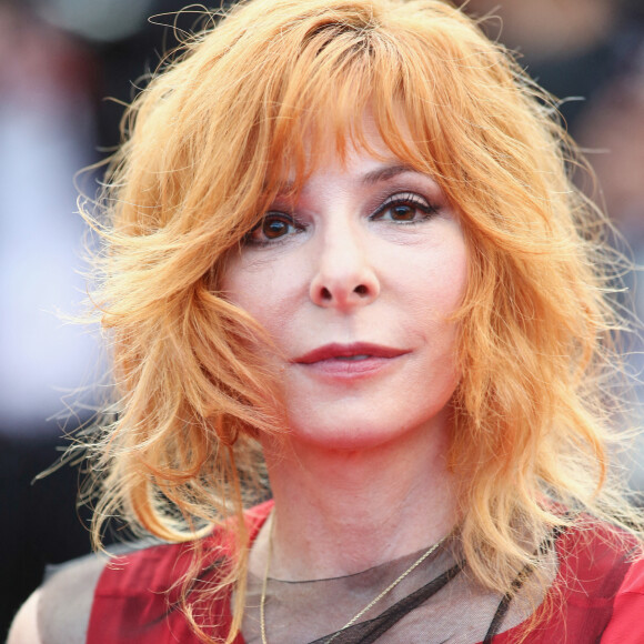 Mylène Farmer - Montée des marches du film " Annette " lors de la cérémonie d'ouverture du 74ème Festival International du Film de Cannes. Le 6 juillet 2021 © Borde-Jacovides-Moreau / Bestimage.