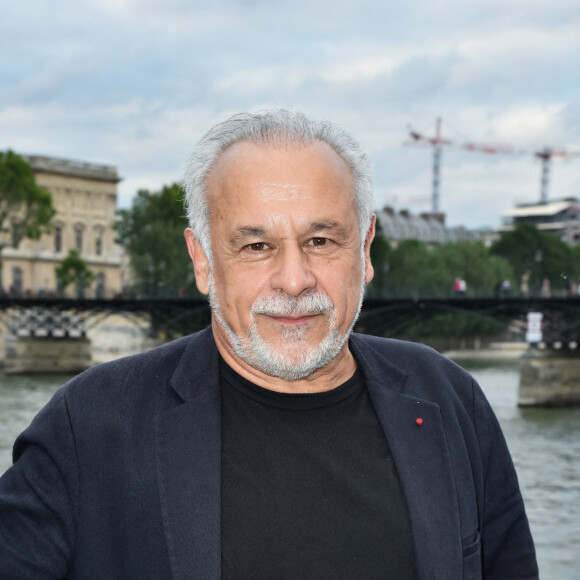 Exclusif - Francis Perrin - Soirée "Fête des fictions de France 3" à la péniche La Balle au Bond au port des Saints-Pères à Paris, le 4 juillet 2016. © Lionel Urman/Bestimage 