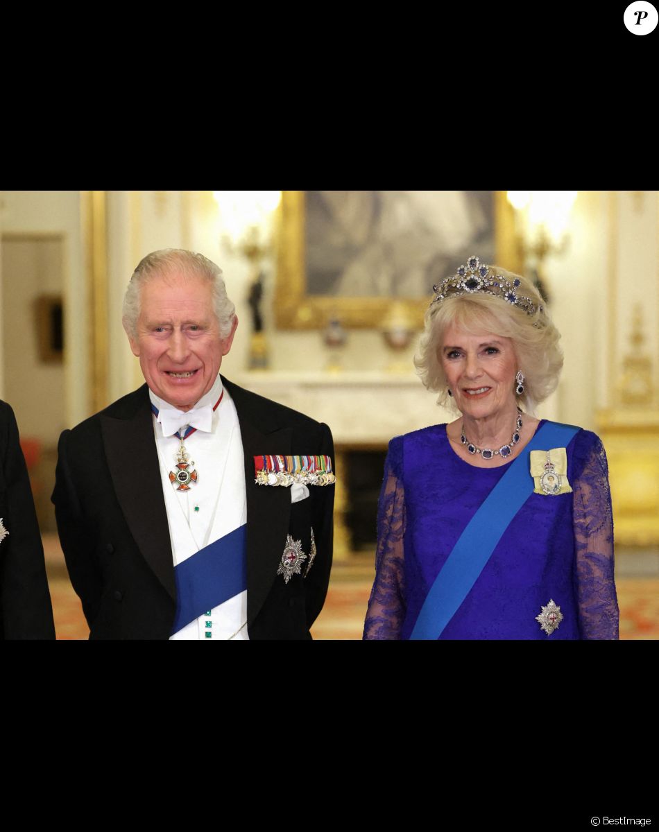 Le roi Charles III d'Angleterre et Camilla Parker Bowles, reine consort d'Angleterre - Arrivées au Banquet d'Etat organisé au palais de Buckingham, à Londres, pendant la visite d'Etat du président sud-africain au Royaume-Uni le 22 novembre 2022.
