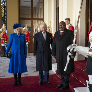Le roi Charles III d'Angleterre, Camilla Parker Bowles, reine consort d'Angleterre,, Le président de l'Afrique du Sud, Cyril Ramaphosa - La famille royale et le gouvernement du Royaume Uni lors de la cérémonie d'accueil du président de l'Afrique du Sud, en visite d'état à Londres, Royaume Uni, le 22 novembre 2022. 