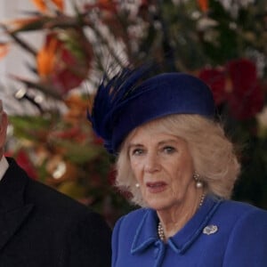 Le roi Charles III d'Angleterre et Camilla Parker Bowles, reine consort d'Angleterre - La famille royale du Royaume Uni lors de la cérémonie d'accueil du président de l'Afrique du Sud, en visite d'état à Londres, Royaume Uni, le 22 novembre 2022. 