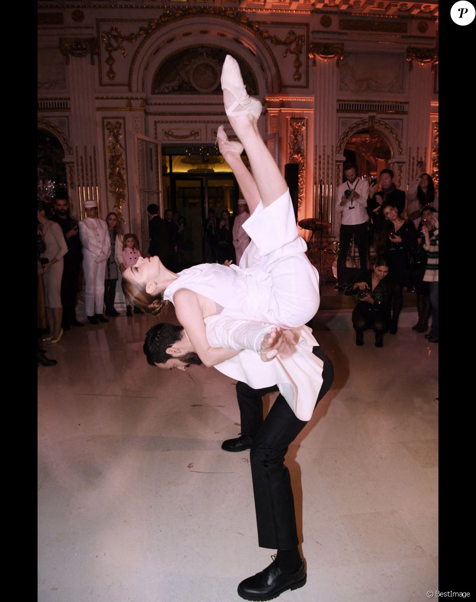 Exclusif - Victoria Dauberville et Mathieu Forget - L’hôtel The Peninsula Paris présente son univers féérique pour Noël le 23 novembre 2022. © Rachid Bellak / Bestimage