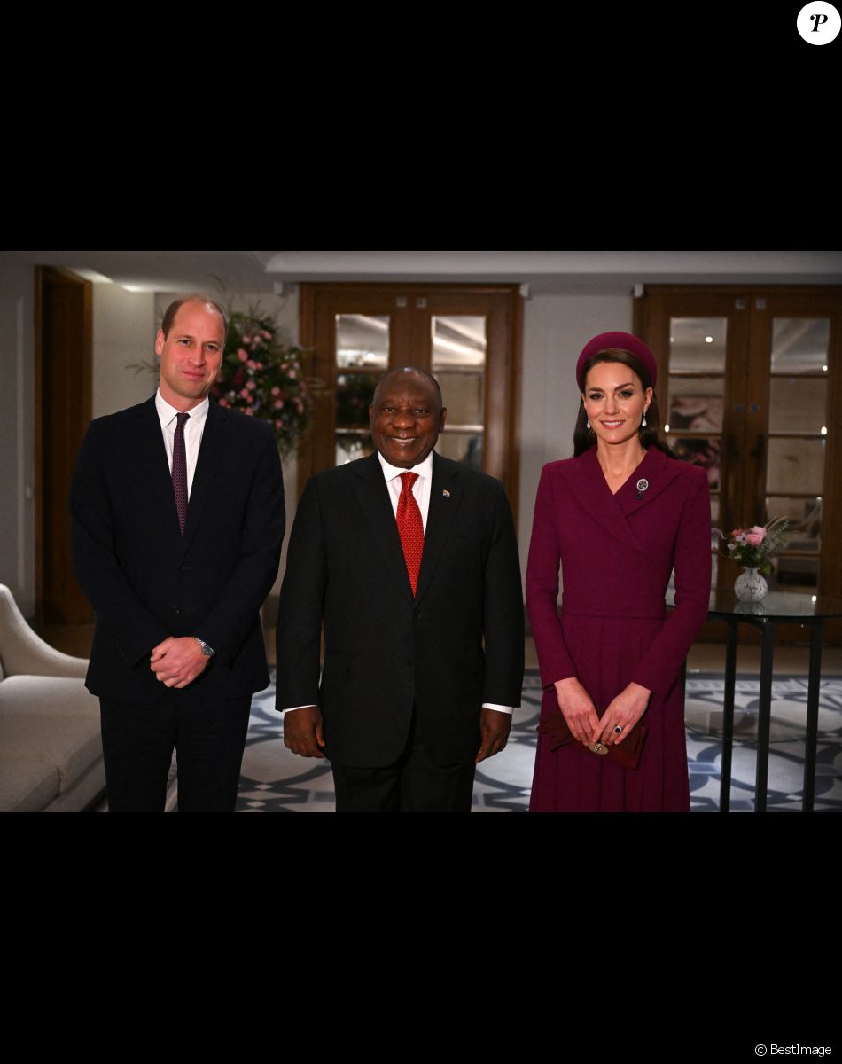 Le prince William, prince de Galles et Catherine Kate Middleton, princesse de Galles rencontrent le président de l'Afrique du Sud Cyril Ramaphosa à l'hôtel Corinthia London le 22 novembre 2022.