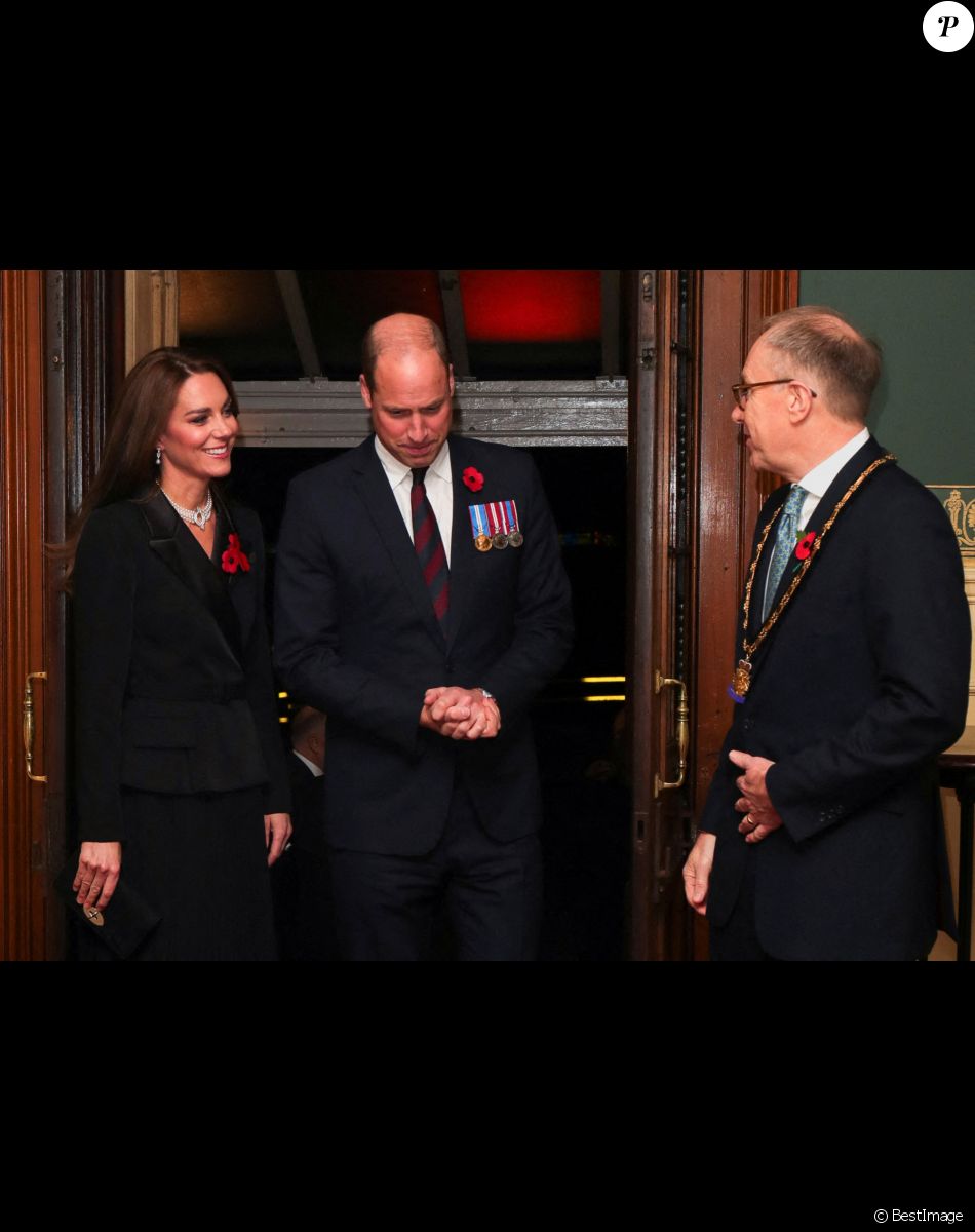 Le prince William, prince de Galles, et Catherine (Kate) Middleton, princesse de Galles, - Les membres de la famille royale d'Angleterre lors du festival annuel du souvenir de la Royal British Legion au Royal Albert Hall de Londres, Royaume Uni, le 12 novembre 2022.