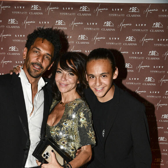 Exclusif - Tomer Sisley , Sandra Sisley (robe Schiaparelli) (chaussures Schiaparelli) et son fils Dino - Soirée du 49ème anniversaire de Sandra Sisley (né le 25 avril) et les 6 ans de "Retrouvite" avec son mari Tomer au restaurant Mamamia à Paris le 12 mai 2022. © Pierre Perusseau/Bestimage 