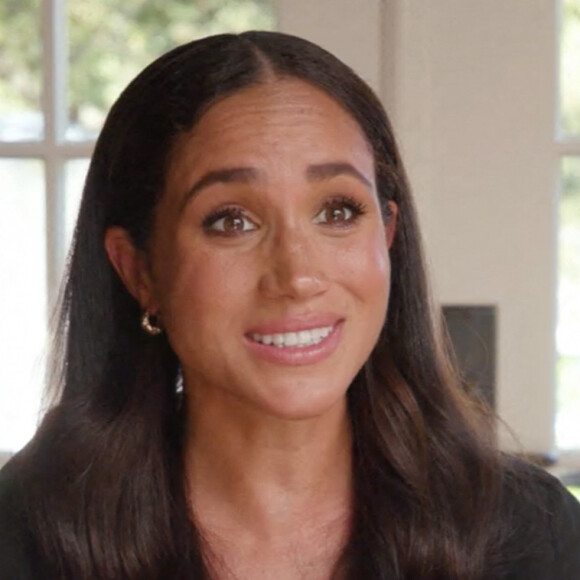 Meghan Markle révèle son goût prononcé pour le Scrabble dans une vidéo pour le magazine "Variety". Le 19 octobre 2022. 