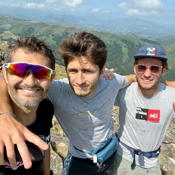 Bixente Lizarazu avec son fils Tximista et un ami