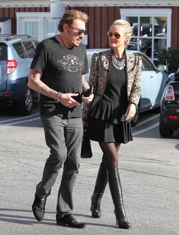 Johnny Hallyday se rend au Brentwood Country Mart avec sa femme Laeticia, à Brentwood, le 2 février 2015. 