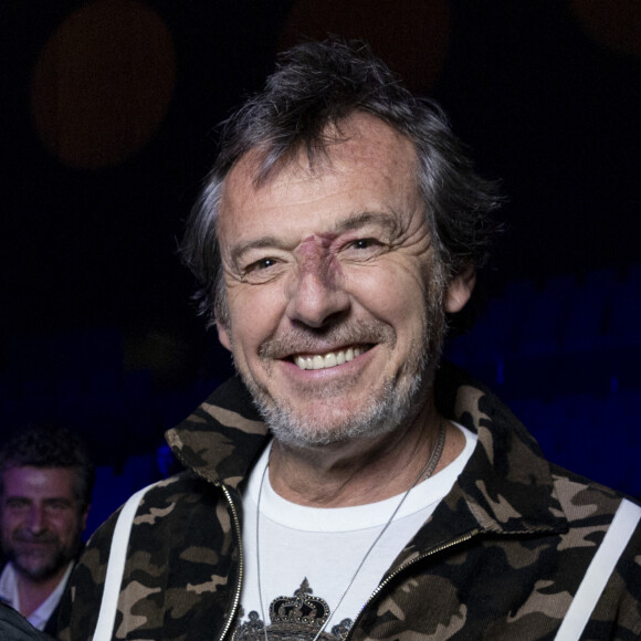 Exclusif - Jean-Luc Reichmann - Vernissage de l'exposition photographique de Nikos Aliagas "Regards Miroirs" à la Seine Musicale à Boulogne-Billancourt le 14 avril 2022. "Regards Miroirs" proposera de découvrir des tirages à l'intérieur du bâtiment, mais également dans une vidéo interactive diffusée sur l'écran géant du parvis de la Seine Musicale. Le clip qui rassemble plus de 100 photographies d'artistes français et internationaux sera accompagnée d’une musique originale créée par I. Maalouf et son orchestre Free Spirit Ensemble. Le groupe TF1 se réjouit d'accompagner l'exposition « Regards Miroirs » de N. Aliagas, qui se tiendra à la Seine Musicale du 15 avril au 3 novembre 2022. À l'occasion de cet événement, la chaîne d'information LCI ainsi que TF1Info.fr mettront en lumière cette exposition protéiforme sur le travail de N. Aliagas. © Cyril Moreau/Bestimage  (No Web - pour suisse et Belgique) 