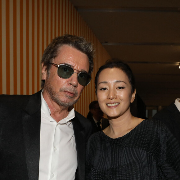 Jean-Michel Jarre et sa compagne Gong Li - Arrivée du Président de la République Emmanuel Macron et la première dame Brigitte Macron au Centre Georges Pompidou x West Bund Museum Project à Shanghai en Chine le 5 novembre 2019. © Dominique Jacovides / Bestimage 