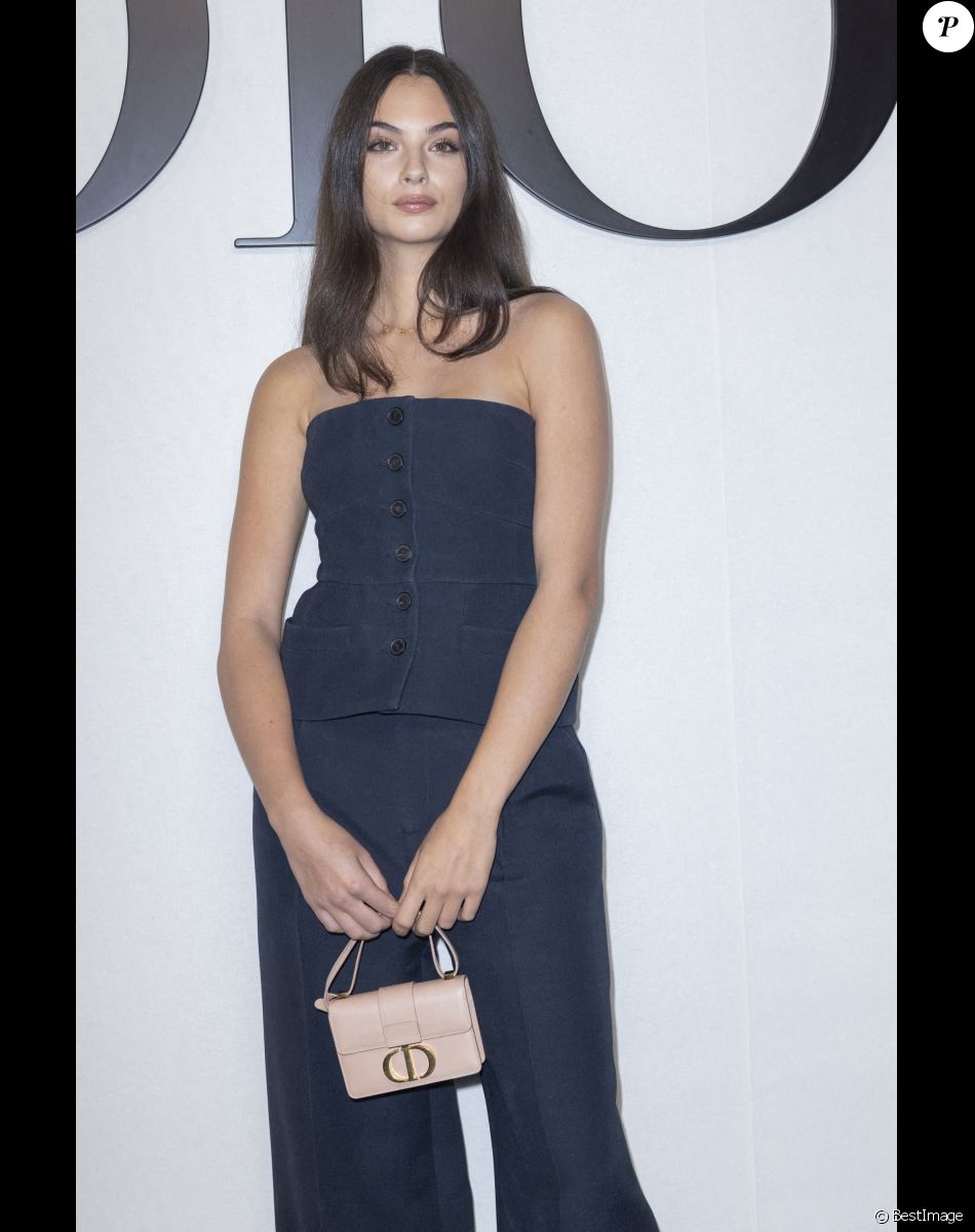 Deva Cassel au photocall du défilé de mode Dior lors de la la Fashion Week printemps/été 2022 de Paris, France, le 28 septembre 2021. © Olivier Borde/Bestimage