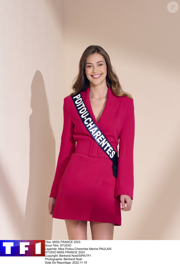 Miss Poitou-Charentes est Marine Paulais, elle a 20 ans et est étudiante en BTS esthétique - Candidate à l'élection Miss France 2023 qui aura lieu le 17 décembre 2022.