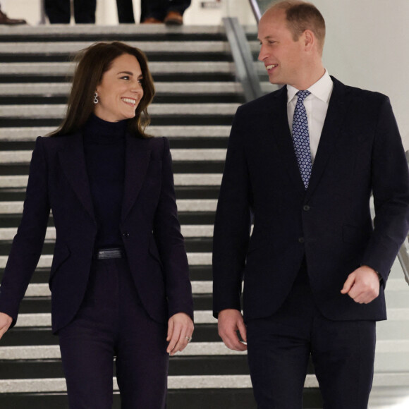 Le prince de Galles William et Kate Catherine Middleton, princesse de Galles, à leur arrivée à l'aéroport de Boston. Le 30 novembre 2022 