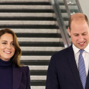 Le prince de Galles William et Kate Catherine Middleton, princesse de Galles, à leur arrivée à l'aéroport de Boston. Le 30 novembre 2022 