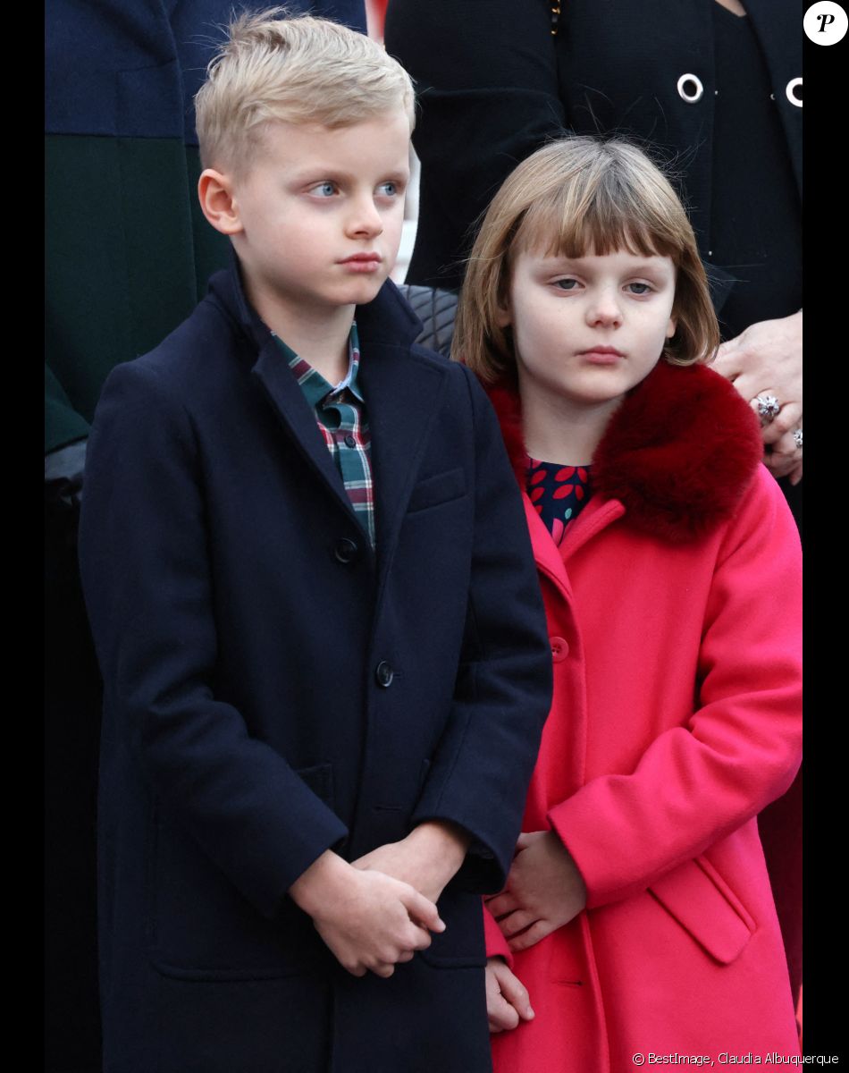 Le prince Jacques et la princesse Gabriella de Monaco lors de l'inauguration du marché de Noël à Monaco. © Claudia Albuquerque / Bestimage