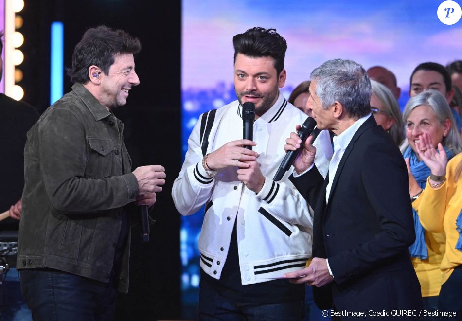 Patrick Bruel, Kev Adams et Nagui - Les personnalités se mobilisent lors de la 36ème édition du Téléthon sur le plateau de France 2, avec pour parrain K.Adams, le 3 décembre 2022. © Coadic GUIREC / Bestimage