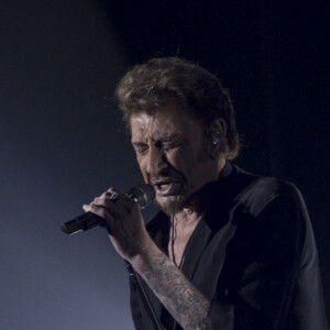 Exclusif - Johnny Hallyday en concert au POPB AccorHotels Arena à Paris. Le 27 novembre 2015 © Dimitri Coste / Bestimage  No Web No Blog pour Belgique et Suisse 