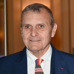 Jean-Charles de Castelbajac - Photocall du Gala du Coeur au profit de l'association Mécénat Chirurgie Cardiaque dans la salle Gaveau de Paris le 28 mars 2022. © Coadic Guirec/Bestimage