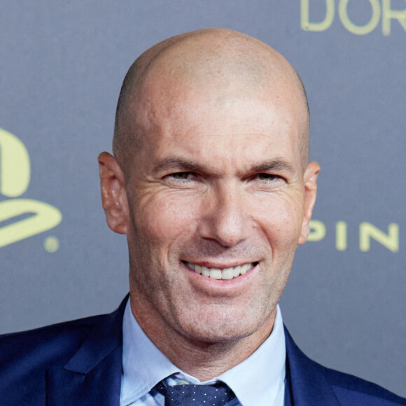 Zinedine Zidane - Photocall de la 66ème cérémonie du Ballon d'Or au Théâtre du Chatelet à Paris. © Cyril Moreau/Bestimage