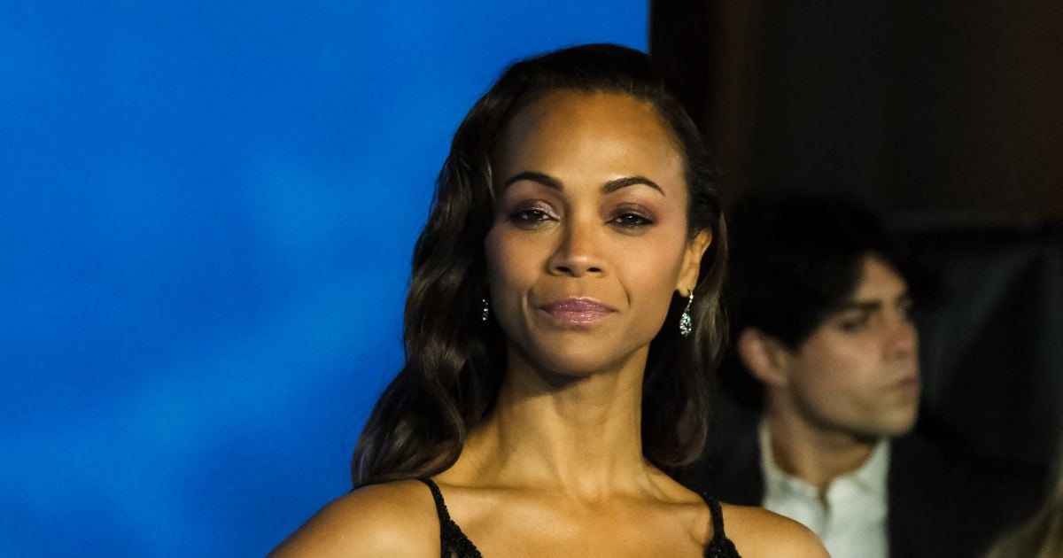 Zoe Saldaña à la première du film Avatar : The Way of Water à Londres