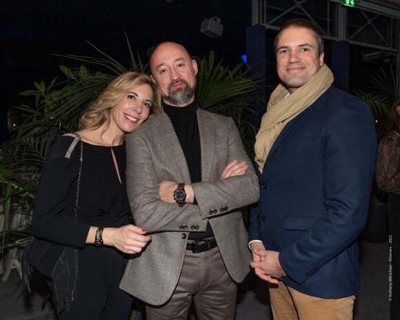 Exclusif - Stéphanie Furtos, Laurent Combalbert, Vincent Berthelot - Plusieurs célébrités du spectacle et de l'audiovisuel ont assisté à la soirée de gala de l'ONG "Elisecare", organisée au Pavillon Ledoyen le 7 décembre 2022. Ce dîner d'exception, concocté par le chef étoilé Yannick Alléno, a pour but de récolter des fonds pour aider les victimes de guerre et acheminer des dispensaires mobiles en Ukraine et en Arménie Sponsorisé par Interparfumes et en présence de la marraine de l'ONG Elisecare, Elsa Zylberstein, 70 marques ont apporté leur soutien à l'ONG Elisecare et ses actions à l'international. Anne Roumanoff a offert un extrait de son spectacle, et pour finir la soirée en beauté, la chanteuse November Ultra accompagnée par le pianiste Yaron Herman ont envouté la salle. Depuis 2012, cette organisation intervient dans les pays décimés par les conflits et prend en charge les populations civiles rescapées et victimes de violences et de tortures. L'ONG offre, à travers des dispensaires mobiles, une prise en charge médicale et psychologique complète en Irak, Syrie, Éthiopie, Liban, Ukraine et Arménie. Plus de 100 000 personnes ont déjà été sauvées grâce aux cliniques ambulantes de l'ONG. © Anthony MKRTCHIAN via Bestimage