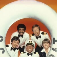 Gavin MacLeod : Avant La croisière s'amuse, le captaine Merrill Stubing travaillait dans un ascenseur