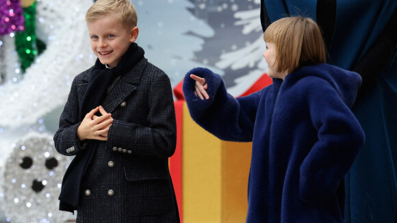 Jacques de Monaco, 8 ans et hyper élégant : il fait son rigolo devant ses parents Albert et Charlene pour Noël