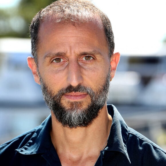 Arié Elmaleh au photocall de la série "Le souffle du dragon" lors de la 24ème édition du Festival de la Fiction TV de La Rochelle, France, le 17 septembre 2022. © Patrick Bernard/Bestimage