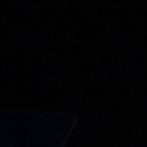 Céline Dion assiste à la cérémonie en hommage à son mari René Angélil, intitulée "Celebration of Life" avec son fils aîné René-Charles au Caesars Palace de Las Vegas le 3 février 2016. La chanteuse y a clamé son profond amour pour René Angelil, l'homme qui lui a permis de faire une magnifique carrière dans la musique et le seul qu'elle ait jamais aimé. Près de 200 personnes ont assisté à un concert donné par un quatuor à cordes et de nombreux discours ont été prononcés par les proches de René Angelil. On a aussi pu compter sur André Angélil (frère de René), Anne-Marie Angélil et son frère Jean-Pierre Angélil (les enfants issus du deuxième mariage de René) et Patrick Angélil (le premier fils de René, de son premier mariage). En revanche, comme c'était à prévoir, les jumeaux Nelson et Eddy (5 ans) n'ont pas assisté à la cérémonie diffusée en streaming. 