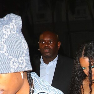 Exclusif - Rihanna et son compagnon ASAP Rocky vont dîner au restaurant "Carbone" à Miami, le 3 décembre 2022, en marge du Salon d'art contemporain "Art Basel". 