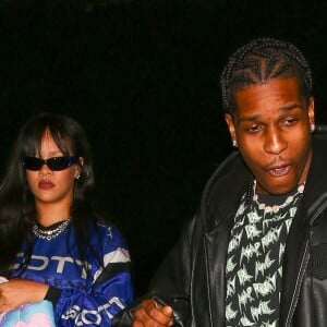 Exclusif - Rihanna et son compagnon Asap Rocky vont entamer une session de travail nocturne dans un studio d'enregistrement à Los Angeles, le 14 septembre 2022. 