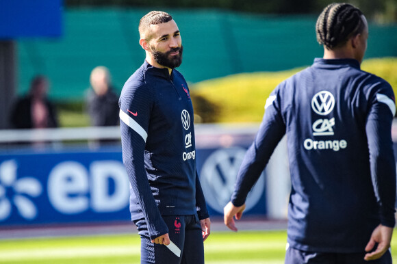 Karim Benzema - Entraînement de l'équipe de France au Centre National du Football à Clairefontaine-en-Yvelines le 1er juin 2022. 