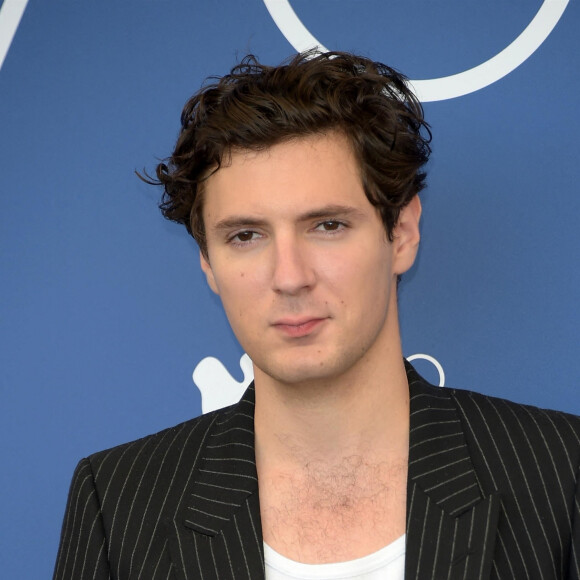 Vincent Lacoste au photocall du film "Illusions perdue" lors du festival international du film de Venise (La Mostra), à Venise, Italie, le 5 septembre 2021.