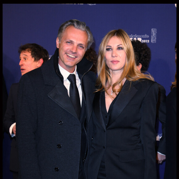 Mathilde Seigner et son compagnon Mathieu Petit à Paris le 24 février 2012.