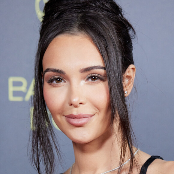 Nabilla Vergara - Photocall de la 66ème cérémonie du Ballon d'Or au Théâtre du Chatelet à Paris. © Cyril Moreau/Bestimage 