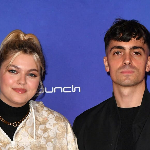 Semi Exclusif - Louane et son compagnon Florian Rossi - Avant Première de " Belle " film animé japonais au Grand Rex à Paris le 6 décembre 2021 . © Veeren / Bestimage 