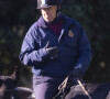 Le prince Andrew, duc d'York, fait une promenade matinale à cheval à Windsor, le 10 octobre 2022. 