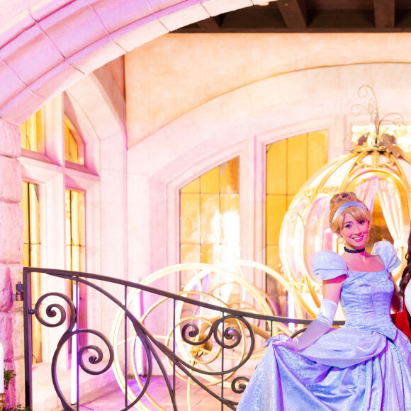 Exclusif - Natasha St Pier - Jour 2 - Tournage de l'émission "Nuit magique dans le monde de Disney" à Disneyland Paris, diffusée le 27 décembre sur M6 © Tiziano Da Silva-Cyril Moreau / Bestimage 