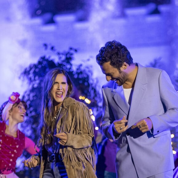 Exclusif - Joyce Jonathan, Amir Haddad - Jour 2 - Tournage de l'émission "Nuit magique dans le monde de Disney" à Disneyland Paris, diffusée le 27 décembre sur M6 © Tiziano Da Silva-Cyril Moreau / Bestimage 