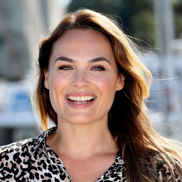 Mélanie Maudran pour le feuilleton télévisé "Un si grand soleil" au photocall du quatrième jour du festival international du film de La Rochelle, France, le 15 septembre 2018. © Patrick Bernard/Bestimage 