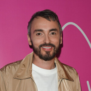 Exclusif - Christophe Willem - Backstage - Enregistrement de l'émission "Tout le monde chante contre le cancer, les stars relèvent le défi" dans le cadre du gala de l'association "Tout le monde chante contre le cancer" présentée par J.Anthony au Dôme de Paris, et diffusée le 4 janvier sur W9. Le 22 novembre 2022 © Coadic Guirec-Christophe Clovis / Bestimage