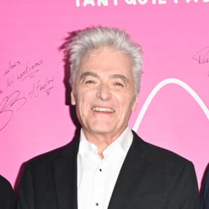 Exclusif - Az, Daniel Lavoie et Angelo Del Vecchio - Backstage - Enregistrement de l'émission "Tout le monde chante contre le cancer, les stars relèvent le défi" dans le cadre du gala de l'association "Tout le monde chante contre le cancer" présentée par J.Anthony au Dôme de Paris, et diffusée le 4 janvier sur W9. Le 22 novembre 2022 © Coadic Guirec-Christophe Clovis / Bestimage